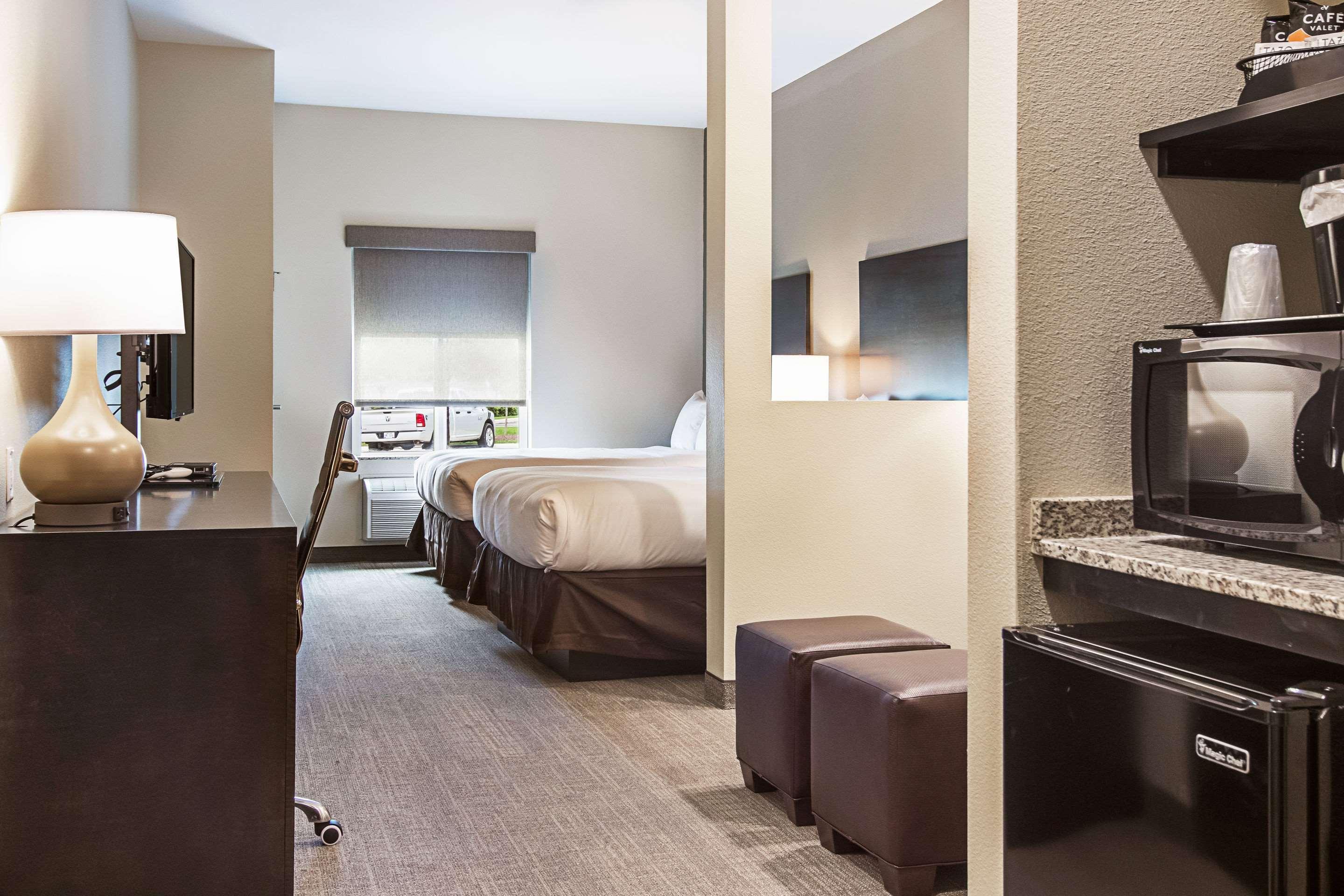 Comfort Suites Wooster Near University Campus מראה חיצוני תמונה