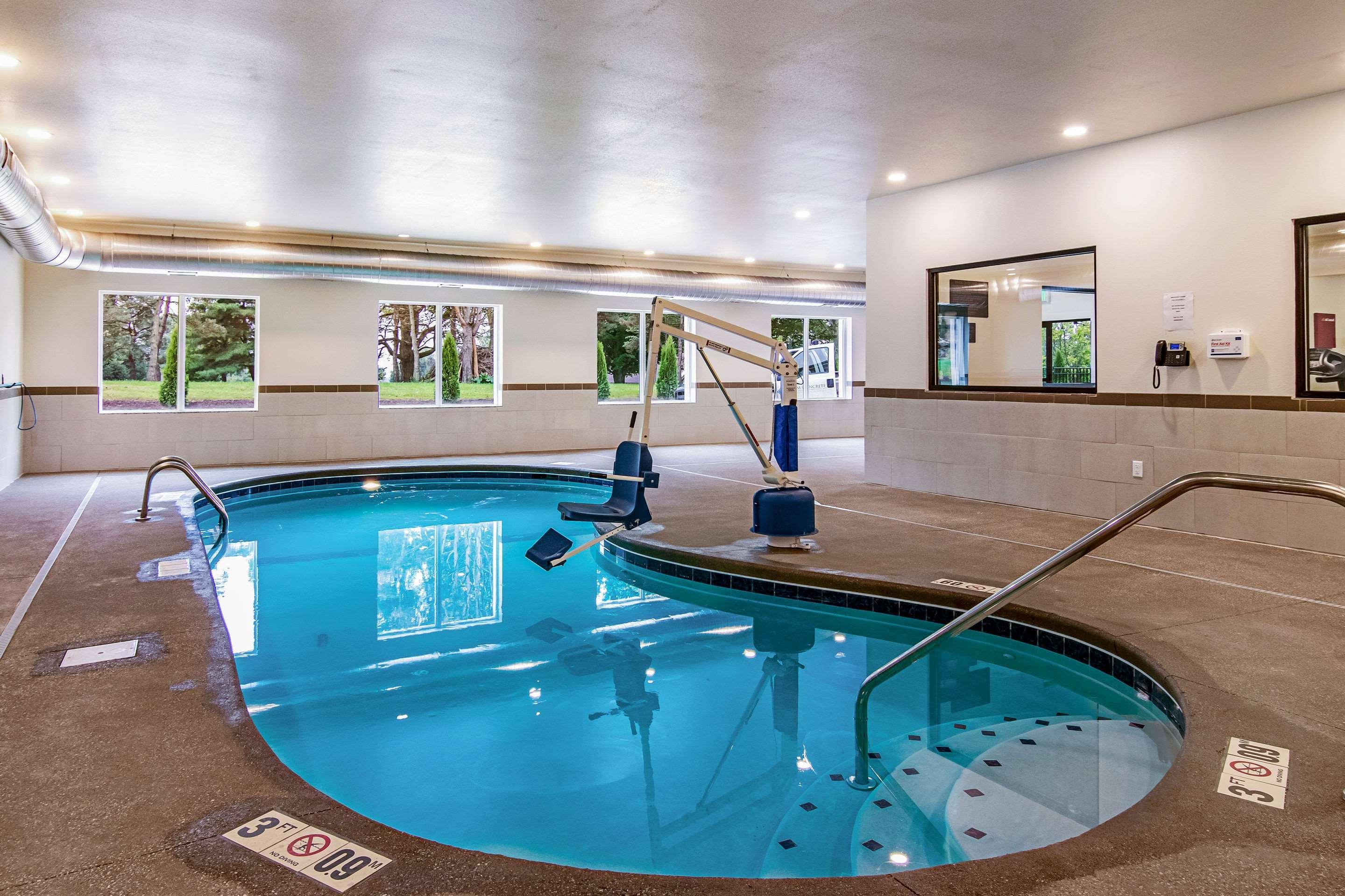Comfort Suites Wooster Near University Campus מראה חיצוני תמונה