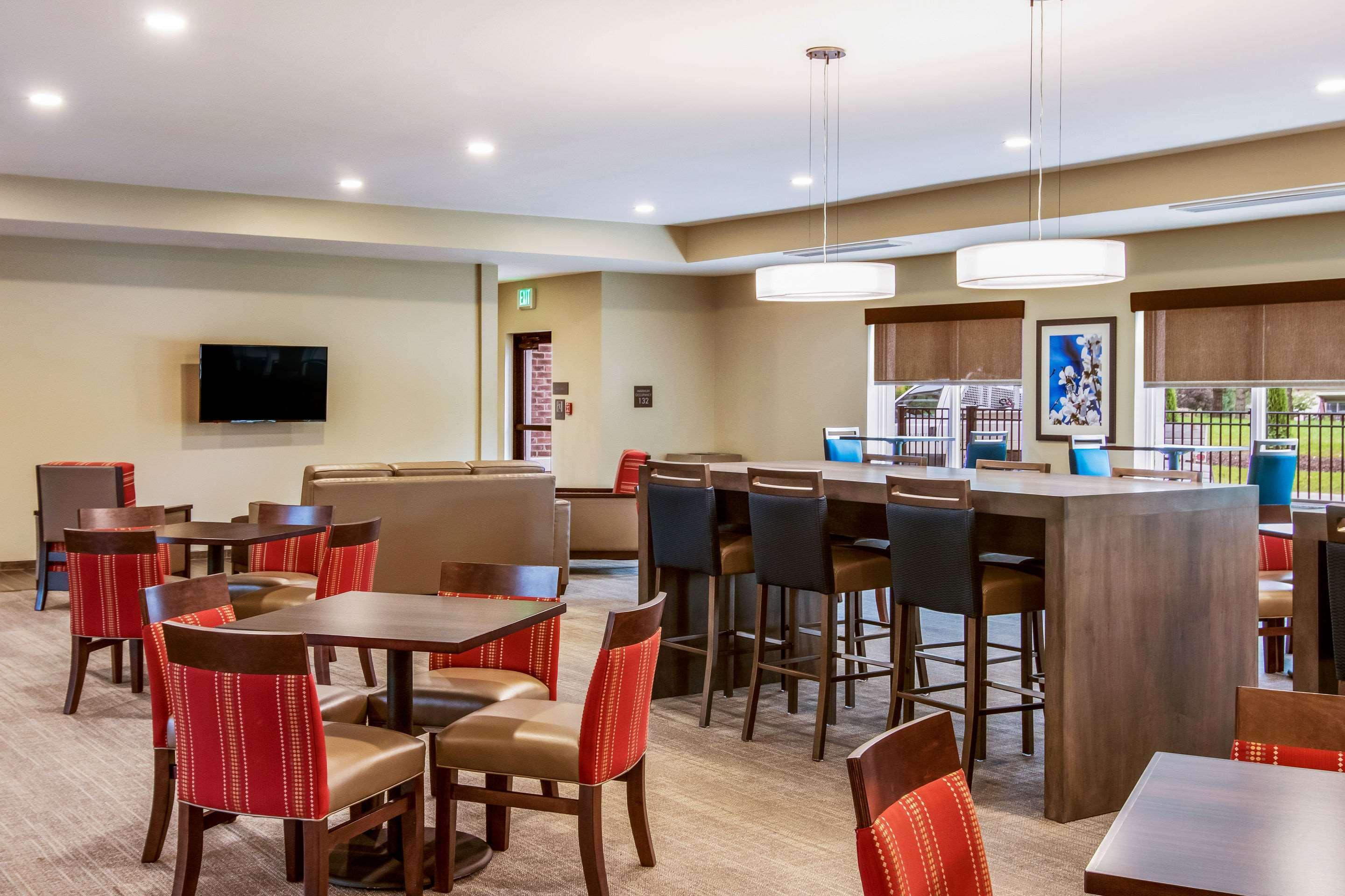 Comfort Suites Wooster Near University Campus מראה חיצוני תמונה
