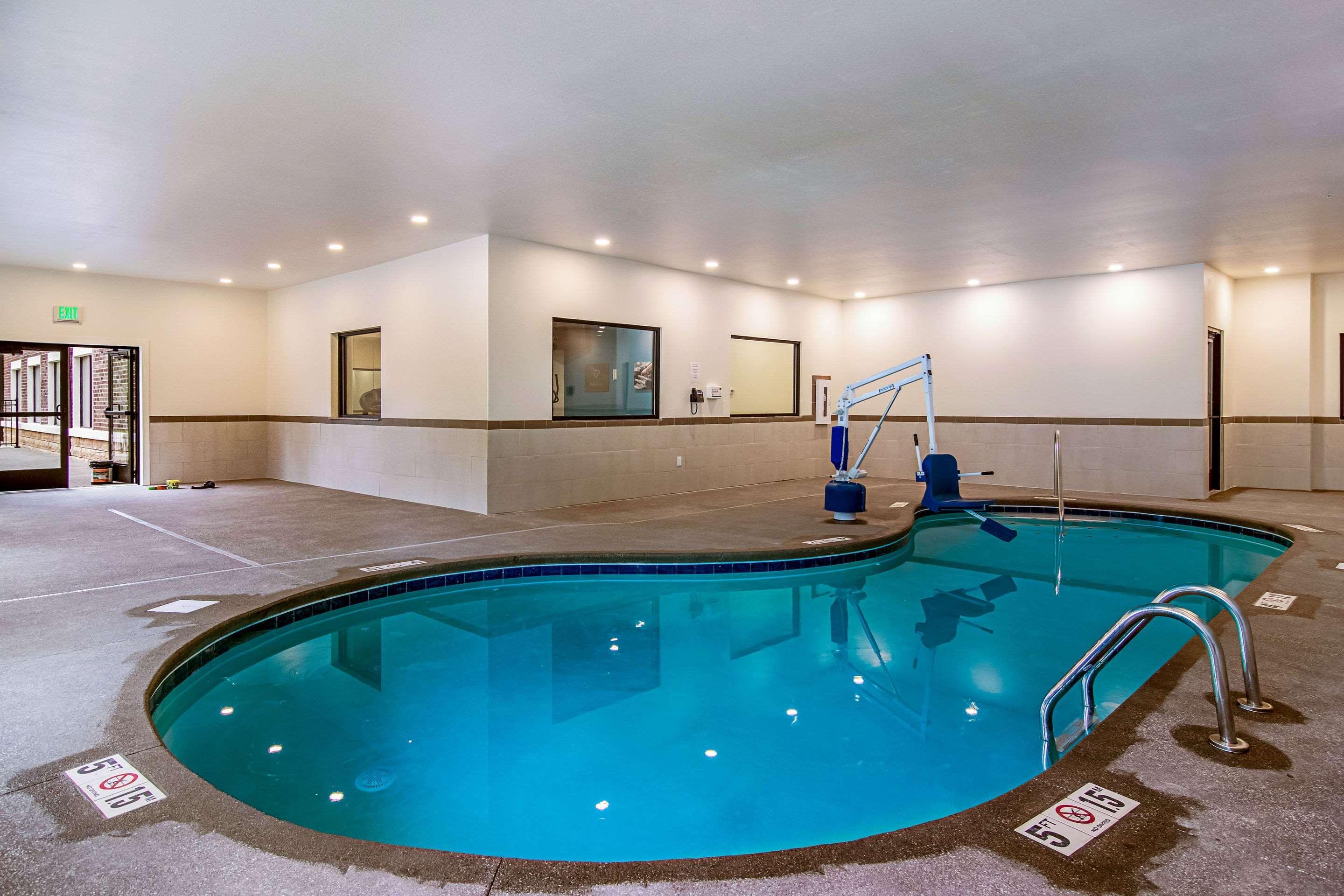 Comfort Suites Wooster Near University Campus מראה חיצוני תמונה