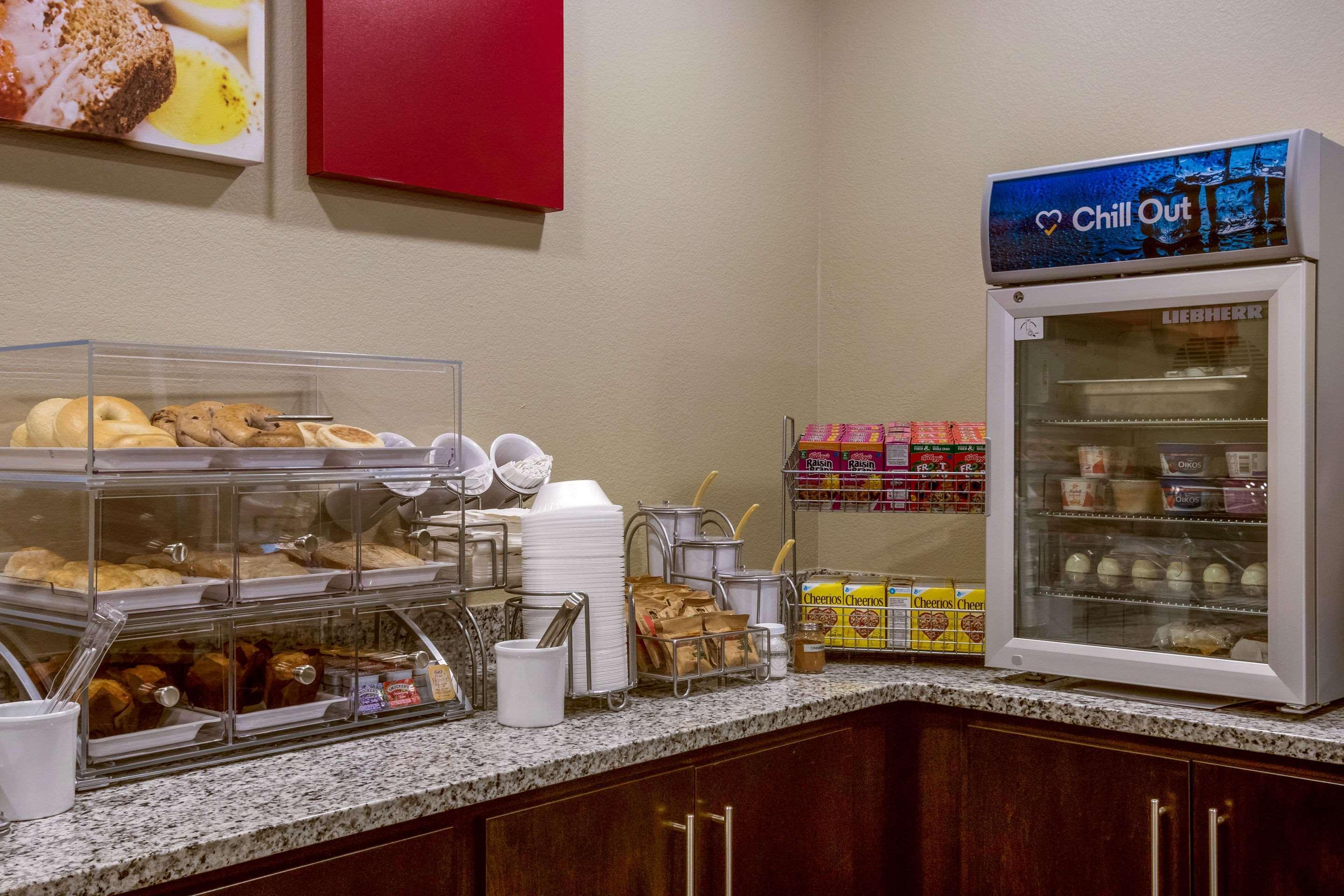 Comfort Suites Wooster Near University Campus מראה חיצוני תמונה