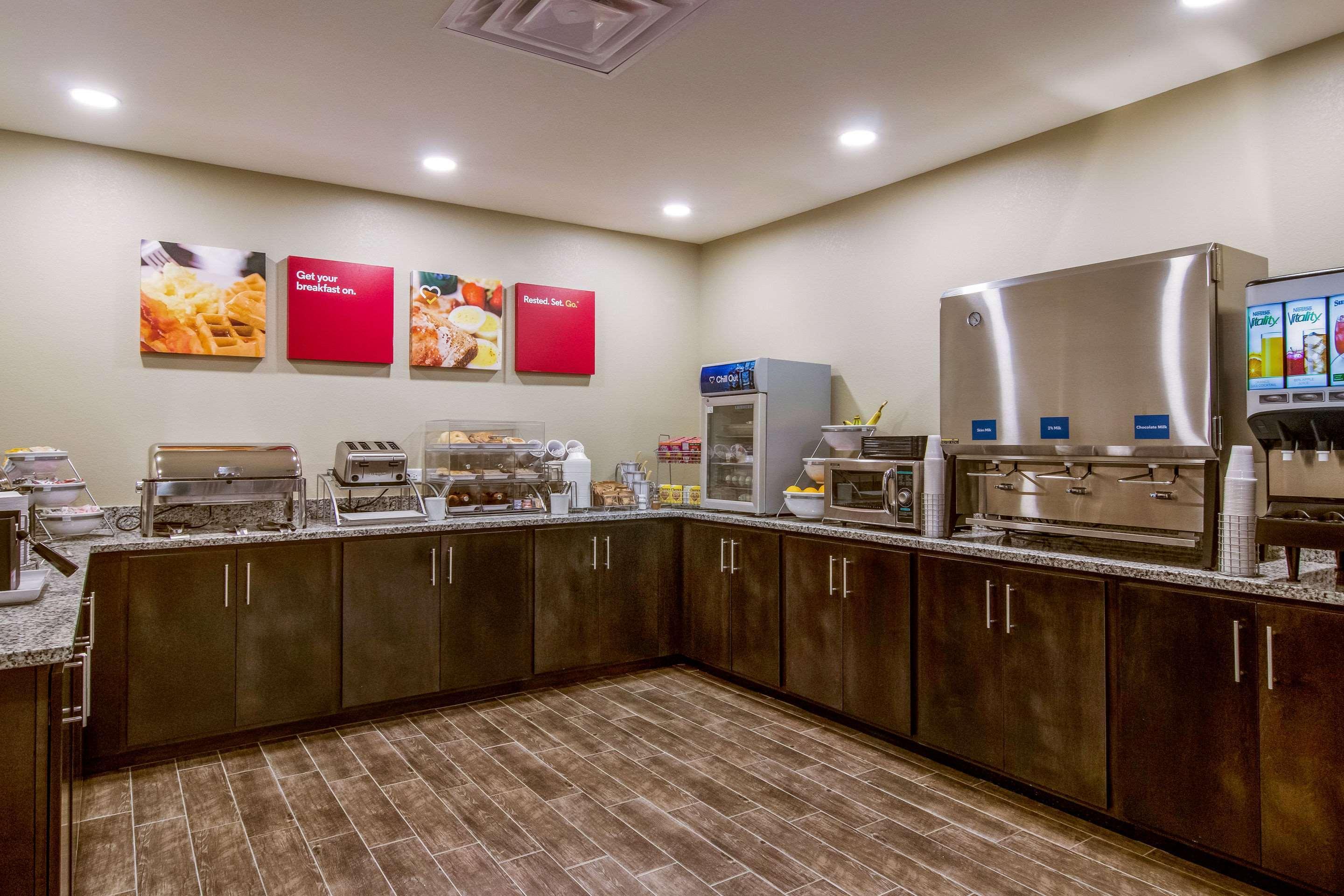 Comfort Suites Wooster Near University Campus מראה חיצוני תמונה