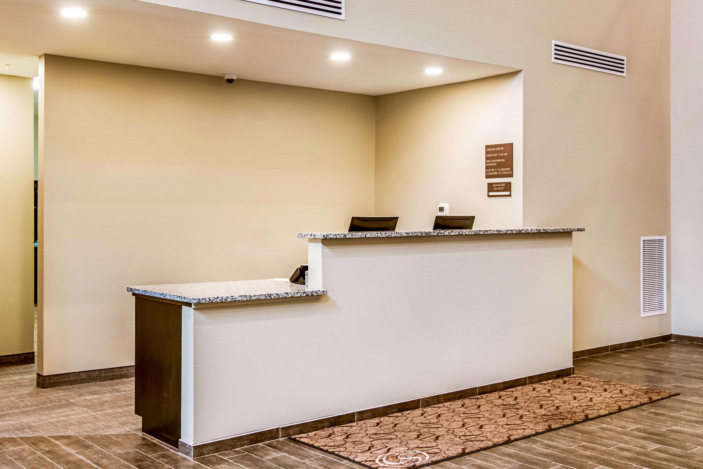 Comfort Suites Wooster Near University Campus מראה חיצוני תמונה