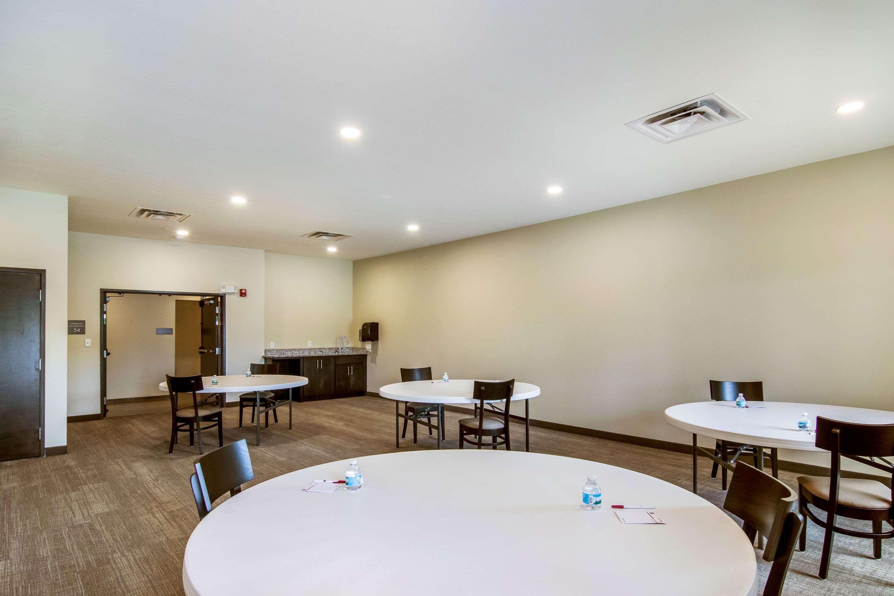 Comfort Suites Wooster Near University Campus מראה חיצוני תמונה